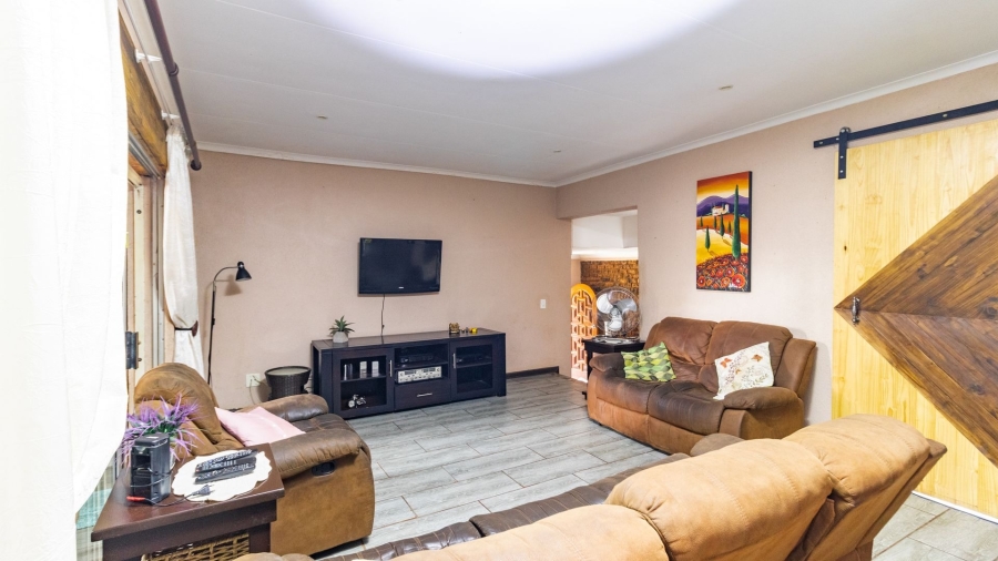 5 Bedroom Property for Sale in Cashan North West